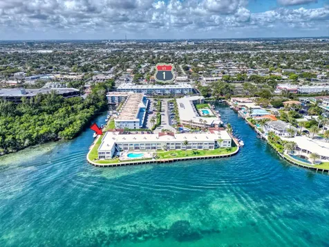 711 Ne Harbour Terrace Boca Raton FL 33431