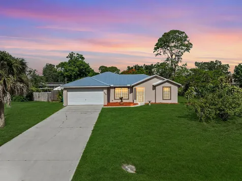 5609 Sunset Boulevard Fort Pierce FL 34982