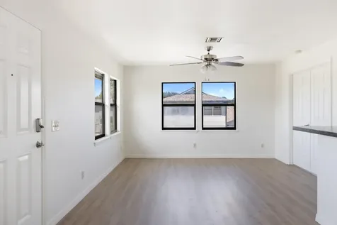 633 Centre Court Vero Beach FL 32962