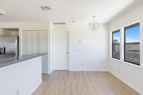 633 Centre Court Vero Beach FL 32962