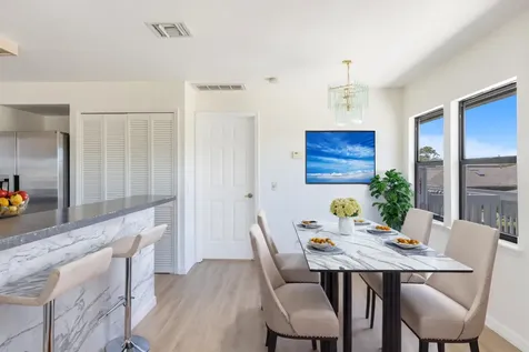 633 Centre Court Vero Beach FL 32962