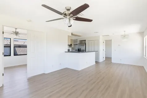 633 Centre Court Vero Beach FL 32962