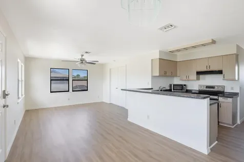 633 Centre Court Vero Beach FL 32962