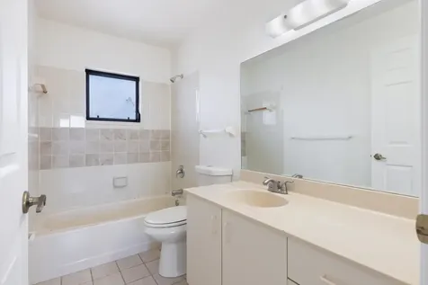 633 Centre Court Vero Beach FL 32962