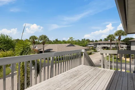 633 Centre Court Vero Beach FL 32962