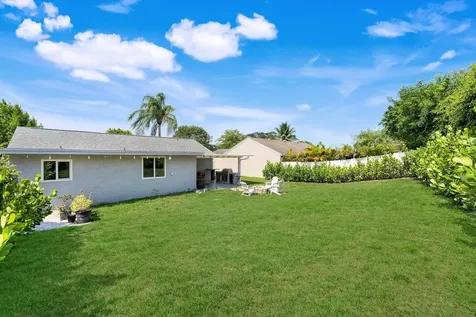 18905 Cloud Lake Circle Boca Raton FL 33496