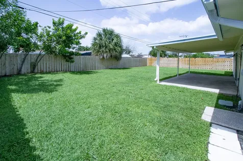 214 Sw 3rd Street Boca Raton FL 33432
