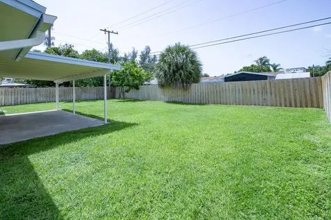214 Sw 3rd Street Boca Raton FL 33432