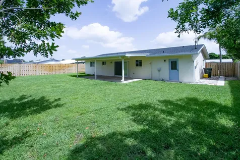 214 Sw 3rd Street Boca Raton FL 33432