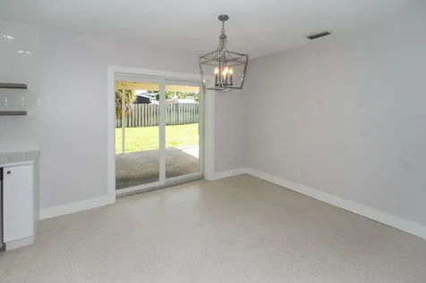 214 Sw 3rd Street Boca Raton FL 33432