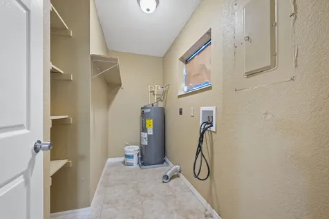 1332 Sw G Belle Glade FL 33430