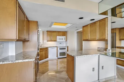 5080 N Ocean Drive Singer Island FL 33404