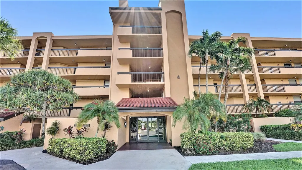 2255 Lindell Boulevard Delray Beach FL 33444