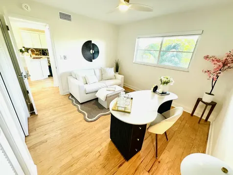 750 Ne Spanish River Boulevard Boca Raton FL 33431