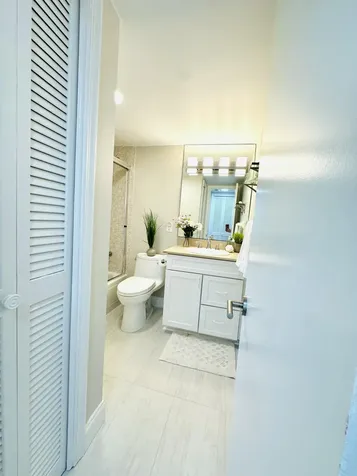 750 Ne Spanish River Boulevard Boca Raton FL 33431