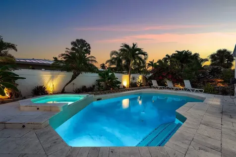 2611 Ne 49 Street Lighthouse Point FL 33064