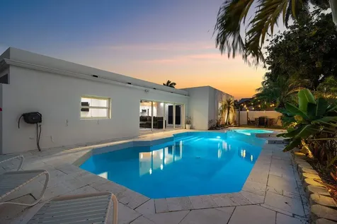 2611 Ne 49 Street Lighthouse Point FL 33064