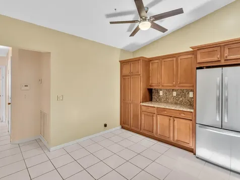 18458 Via Di Sorrento Boca Raton FL 33496