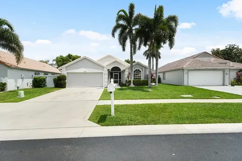 1644 Oak Berry Circle Wellington FL 33414