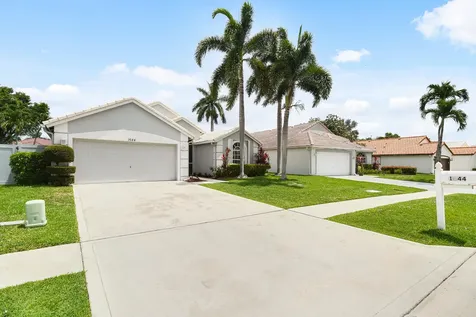 1644 Oak Berry Circle Wellington FL 33414