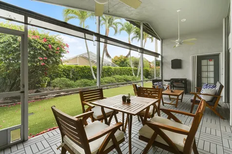 1644 Oak Berry Circle Wellington FL 33414