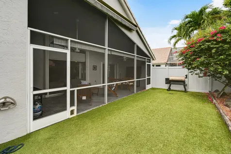 1644 Oak Berry Circle Wellington FL 33414