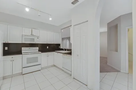 7886 Laina Lane Boynton Beach FL 33437