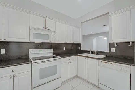 7886 Laina Lane Boynton Beach FL 33437