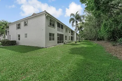 7886 Laina Lane Boynton Beach FL 33437