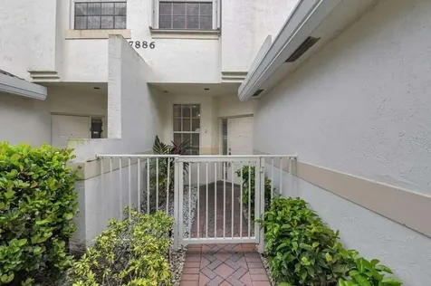 7886 Laina Lane Boynton Beach FL 33437