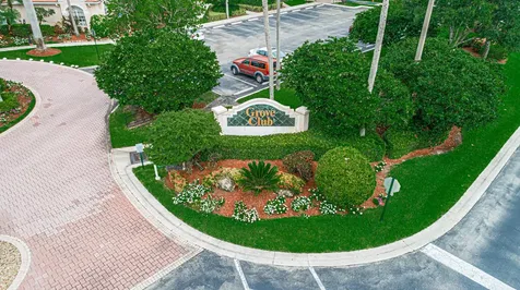 7886 Laina Lane Boynton Beach FL 33437