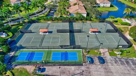 7886 Laina Lane Boynton Beach FL 33437