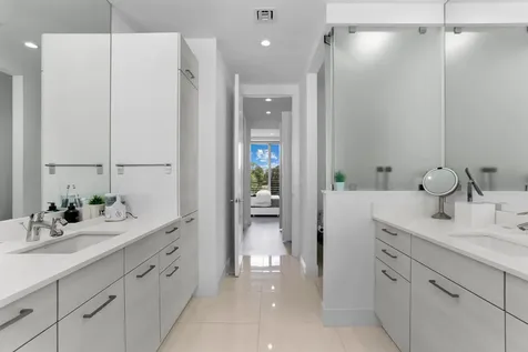 4021 Nw 18th Way Boca Raton FL 33431