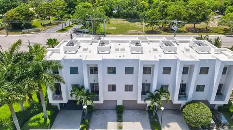 4021 Nw 18th Way Boca Raton FL 33431