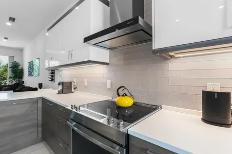 4021 Nw 18th Way Boca Raton FL 33431