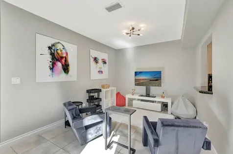 6650 Thornhill Court Boca Raton FL 33433
