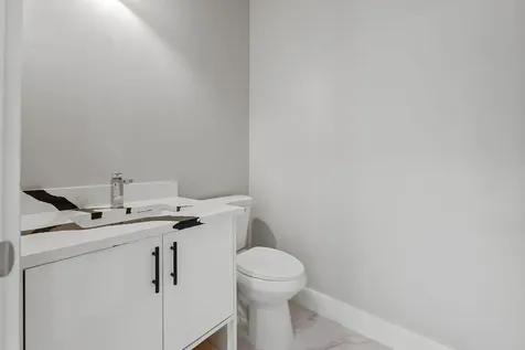 660 Ne Moss Rose Place Port Saint Lucie FL 34983
