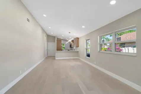 8164 Sweetbriar Way Boca Raton FL 33496