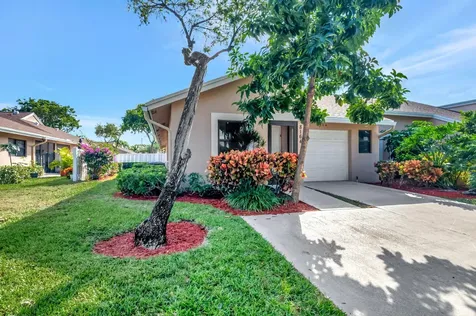 8164 Sweetbriar Way Boca Raton FL 33496