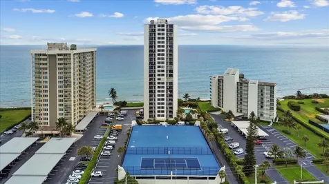 5420 N Ocean Drive Singer Island FL 33404