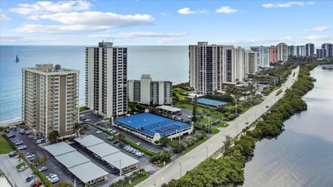 5420 N Ocean Drive Singer Island FL 33404