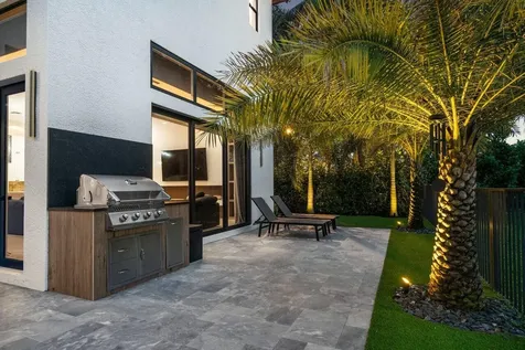 17725 Circle Pond Court Boca Raton FL 33496