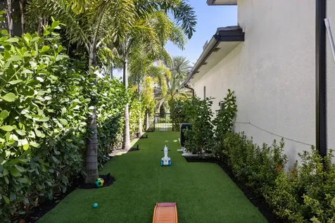 17725 Circle Pond Court Boca Raton FL 33496