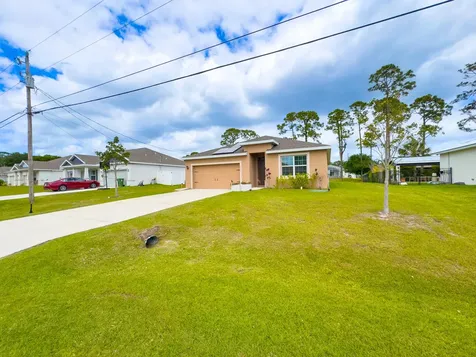 1767 SW Bellevue Avenue Saint Lucie West FL 34953