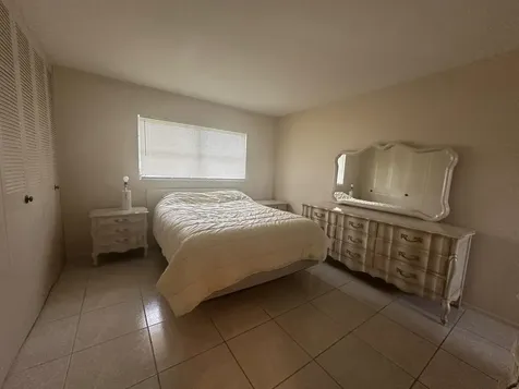 2842 Crosley Drive West Palm Beach FL 33415