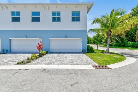 4650 SE Manatee Way Stuart FL 34997