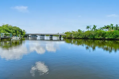 4650 SE Manatee Way Stuart FL 34997