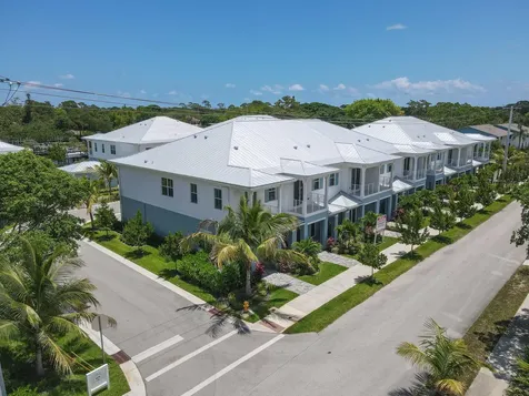 4650 SE Manatee Way Stuart FL 34997