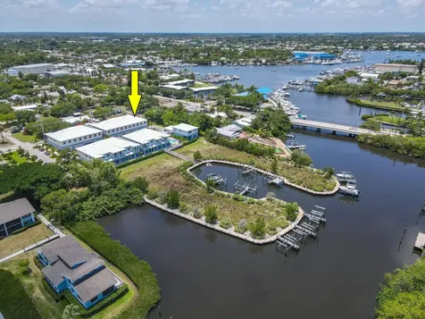 4650 SE Manatee Way Stuart FL 34997
