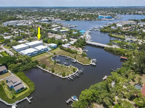 4650 SE Manatee Way Stuart FL 34997